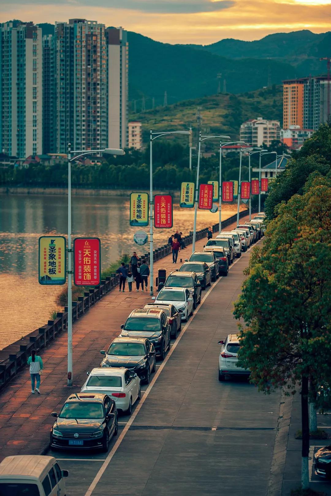 剑阁哪些地方历史悠久,剑阁县的简介