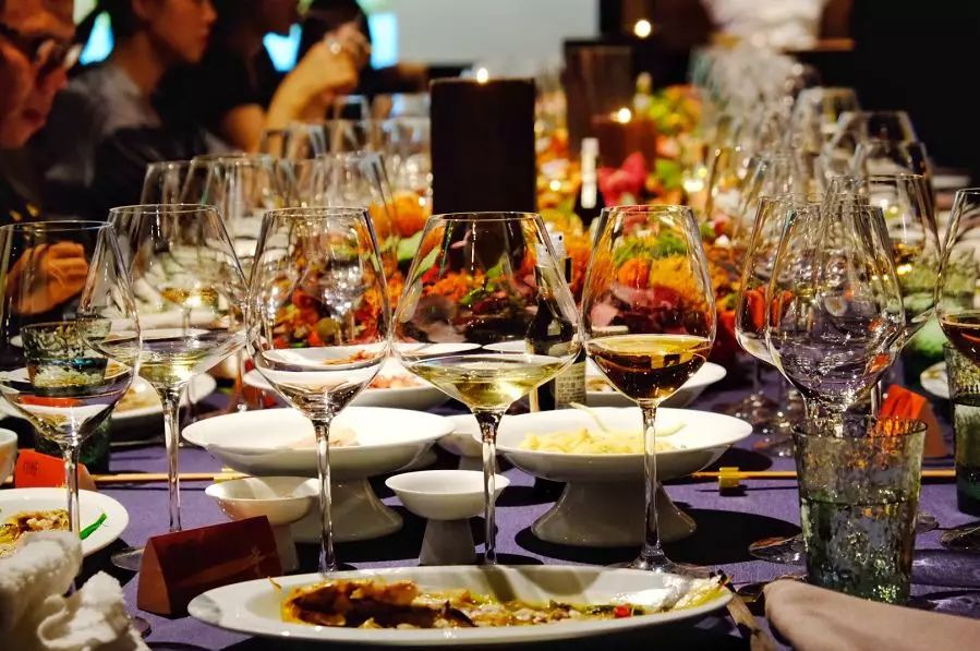 上海最贵的十大顶级餐厅排名,体验亚洲最贵的上海餐厅