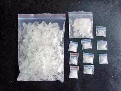 如果你的家人出现这些症状，那么他很可能是吸食了*毒冰**