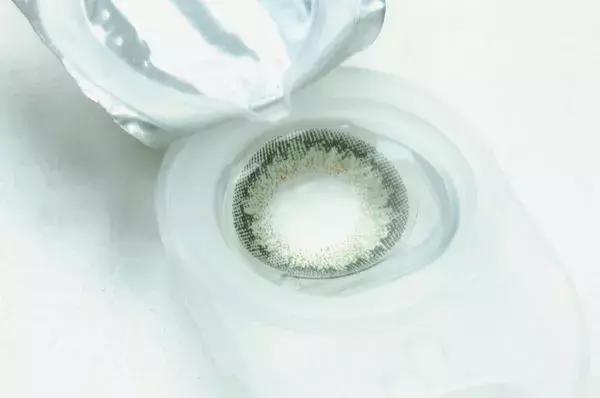 如何挑选适合自己的美瞳,新手如何选择适合自己的美瞳