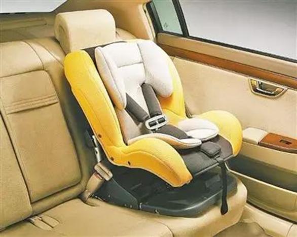 带小孩出门旅游怎么带行李,经常带娃旅游怎么选交通工具