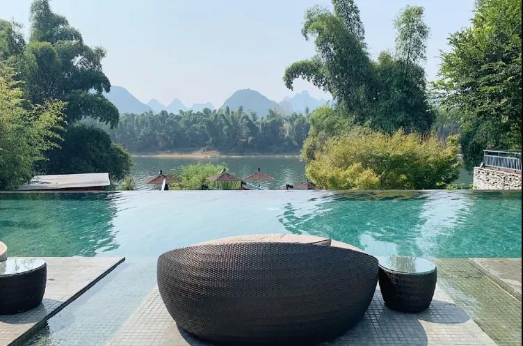 广西阳朔又一顶奢酒店，潺潺流水，久违的隔世风景，美得像一个梦