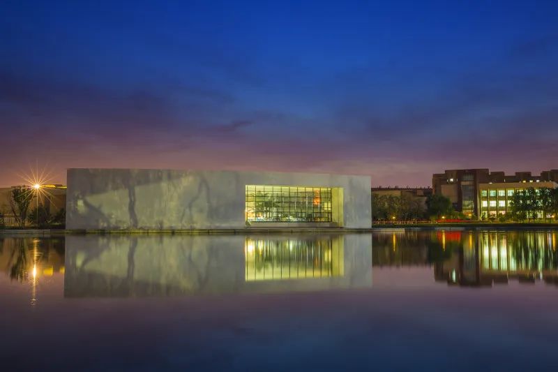 让那熟悉的旋律《绿岛》,带你我推开新学期的大门!