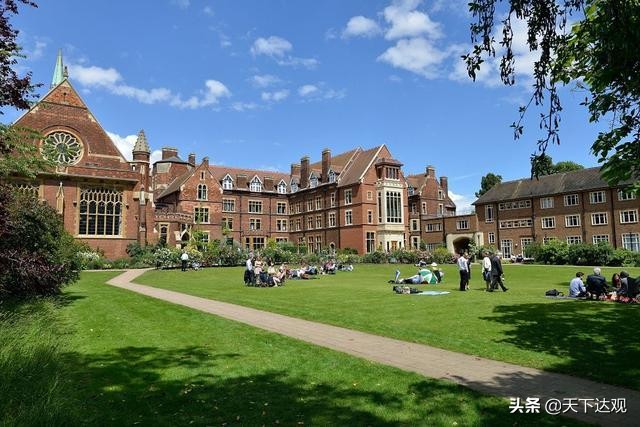 剑桥大学最强的学院,剑桥大学是世界顶尖大学吗