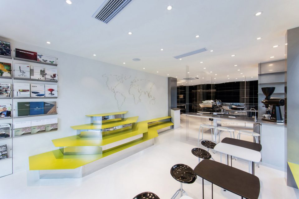 沉稳冷峻，优雅自如——七咖啡，江苏