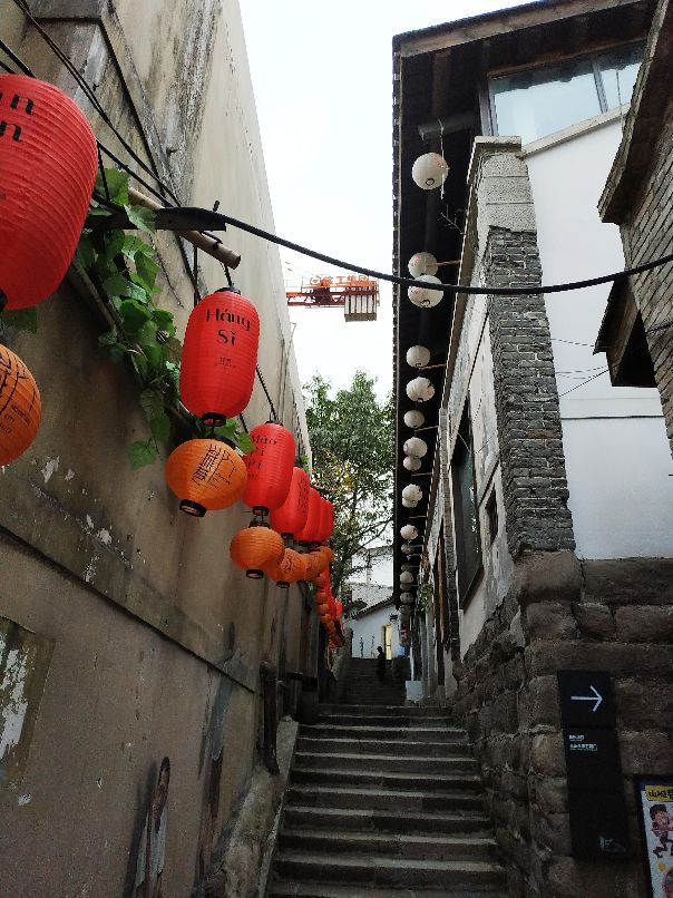 柯灵教育集团,柯南普通话版全集