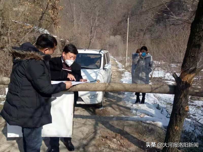 因疫情被隔离的村民生活起居,农村因疫情被封买菜怎么办