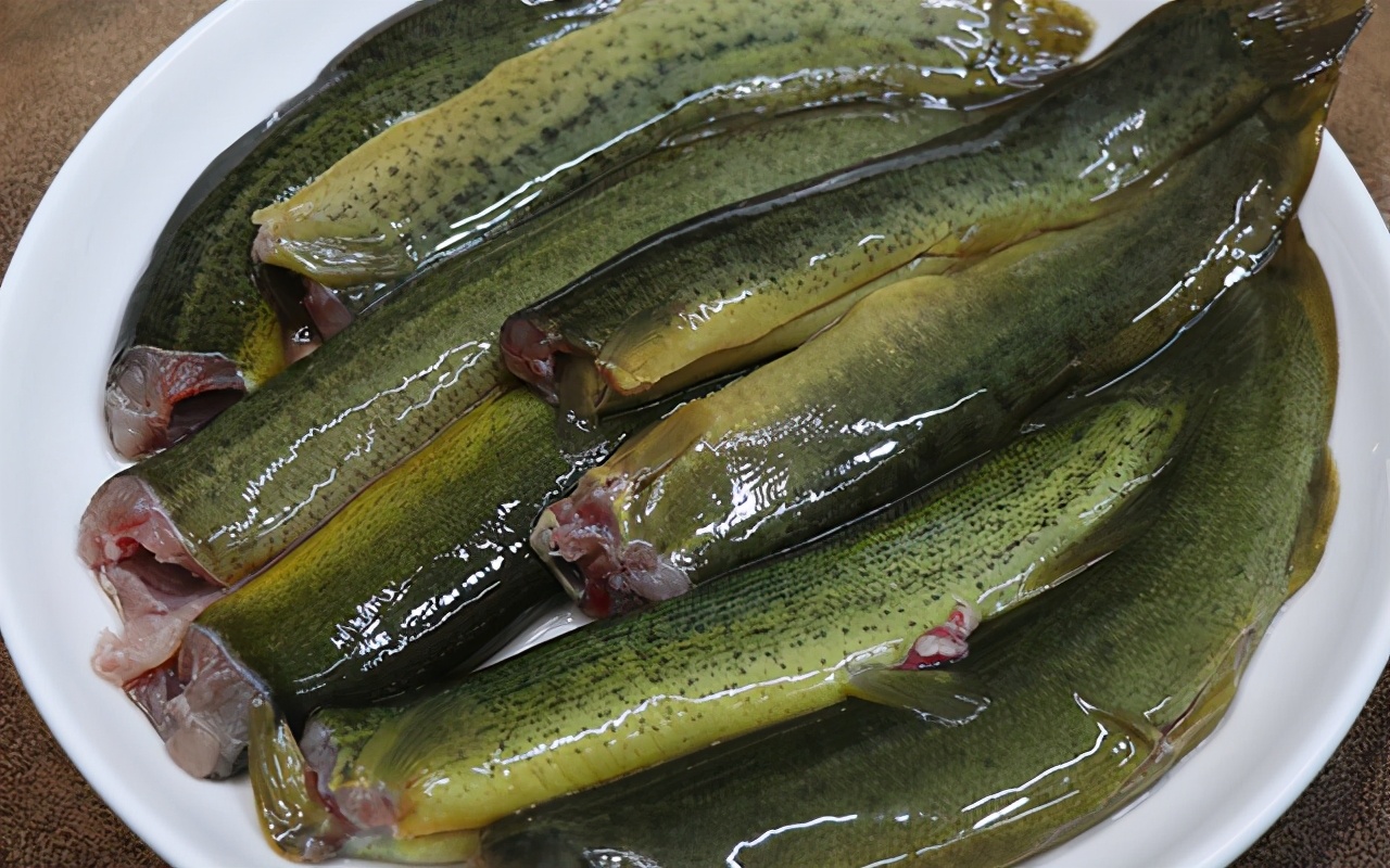 泡椒泥鳅川味正宗做法视频,泥鳅最好吃的做法大全视频播放