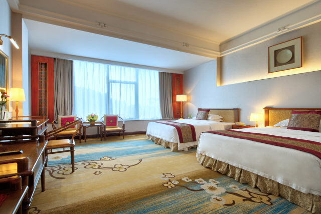 隐贤山庄迪士尼,东莞隐贤山庄旅游风景区住宿