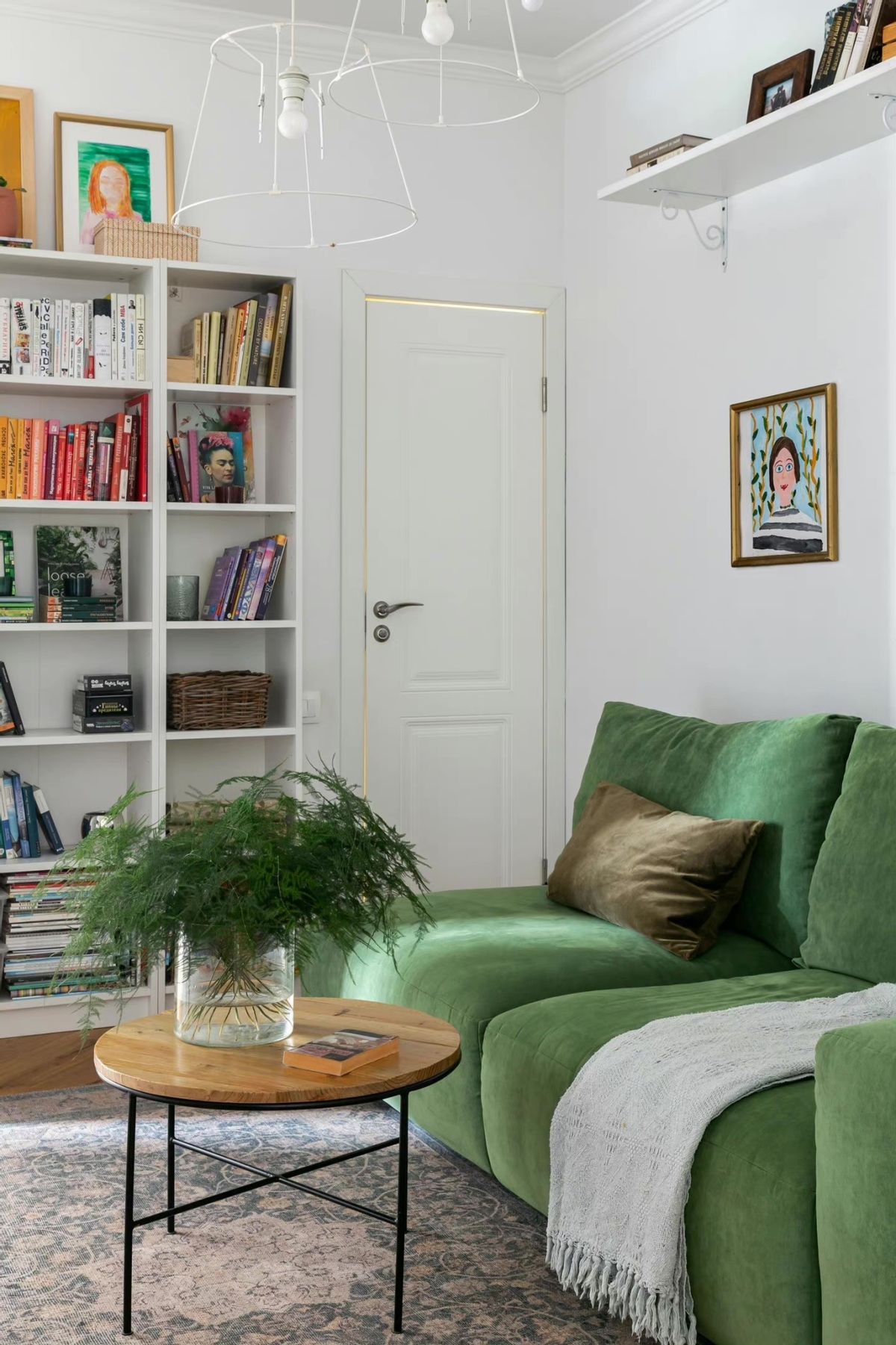 65平两室小户型装修原木,木色和绿色系小户型家装