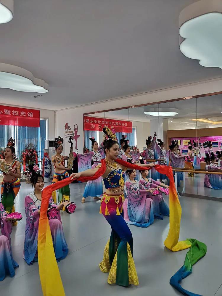 发扬六中精神再创六中辉煌——热烈祝贺西安六中校史馆开馆