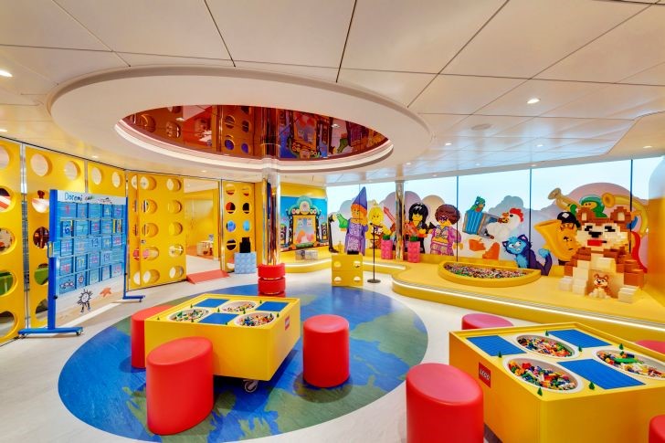 msc华彩号登船视频,msc华彩号的船身