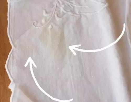 衣服被橘子汁弄脏了怎么办,新衣服沾上果汁怎么办