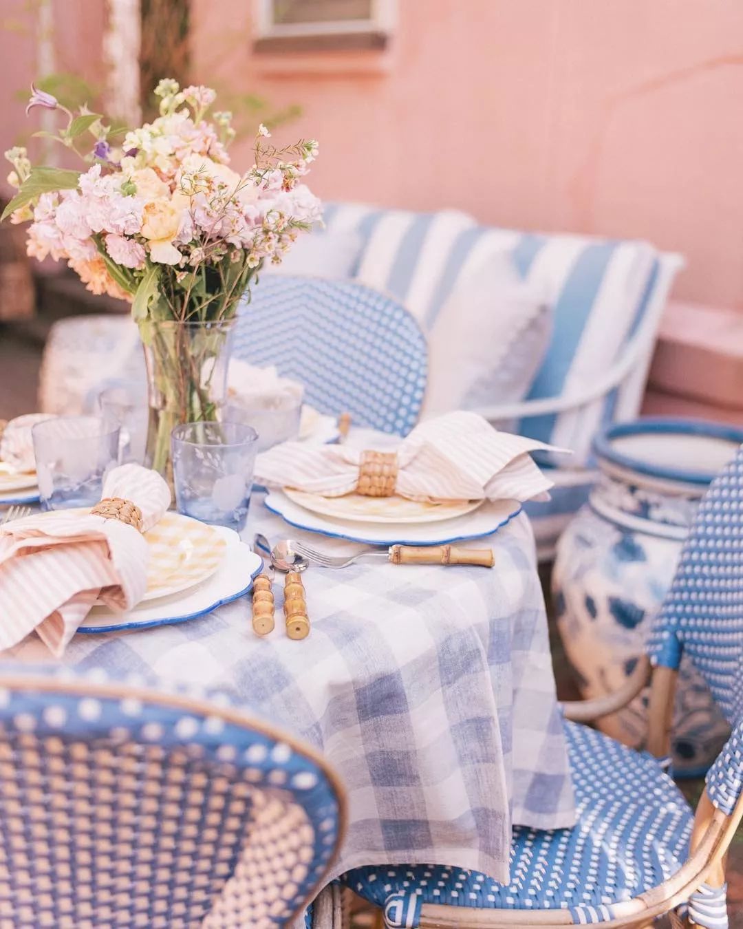 夏季穿亚麻的衣服好还是纯棉的好,夏天穿亚麻舒服还是棉舒服