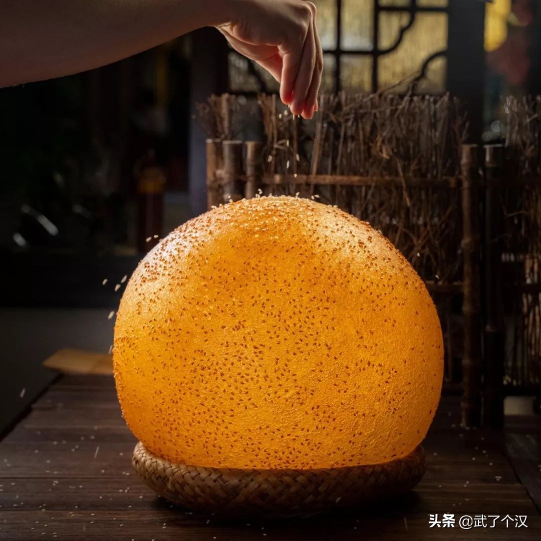 听说我的同事一天吃遍全世界，他是怎么办到的？