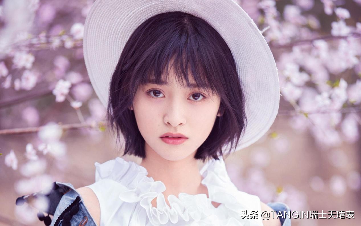 沈月这么清奇的画风，怪不得那么红