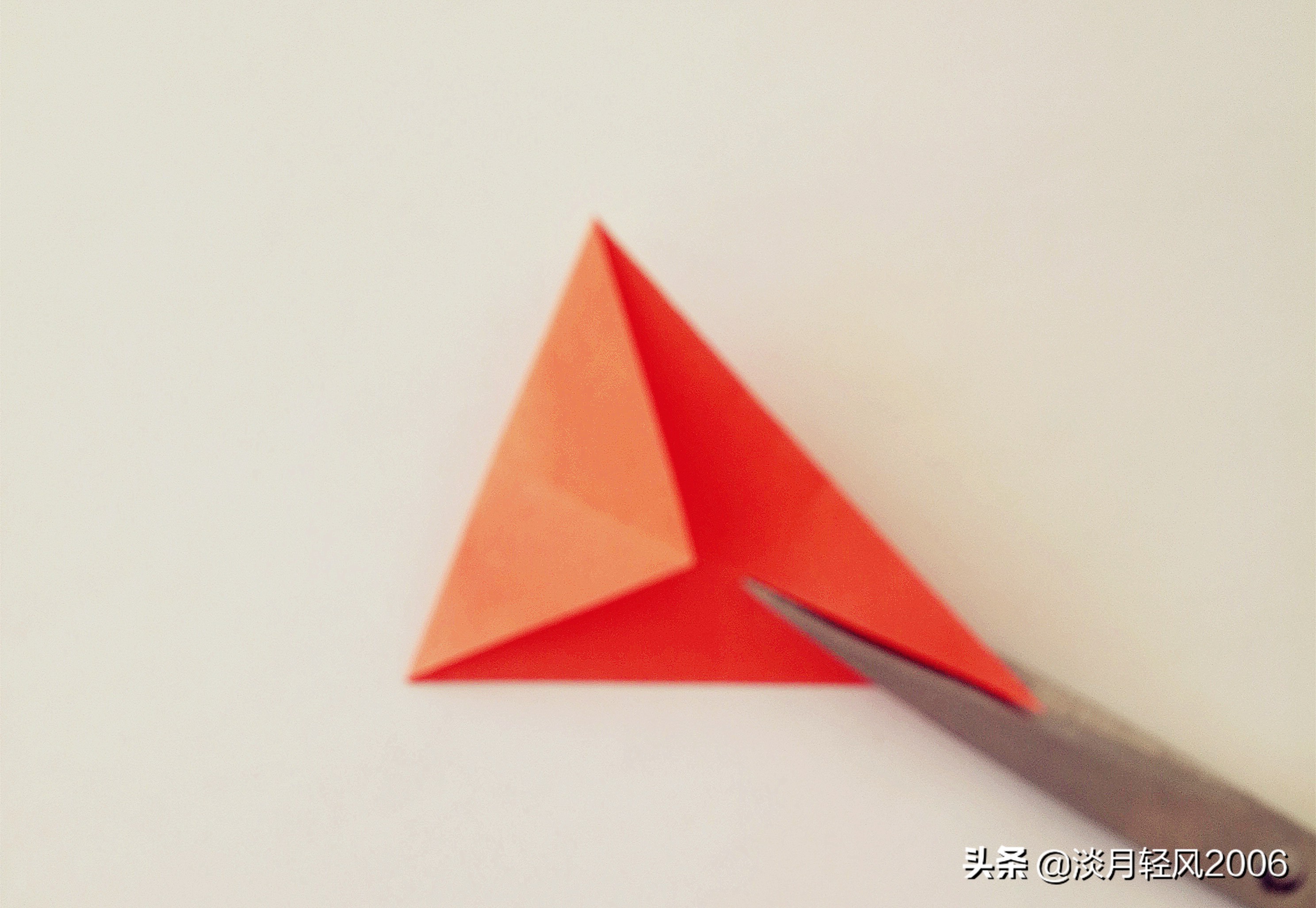 小兔子折纸正方形纸,折小兔子幼儿园手工折纸