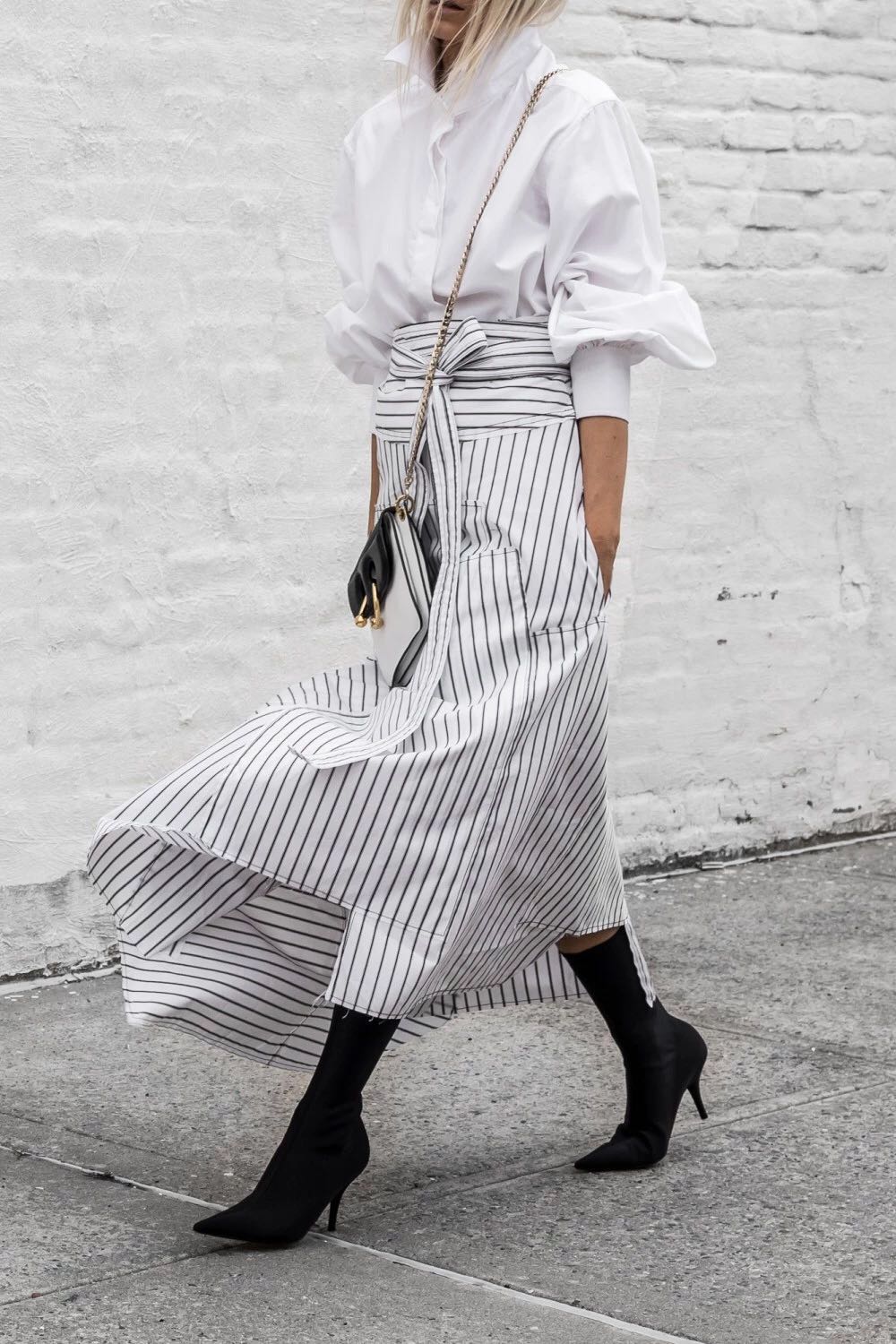 这个夏天，没一件条纹单品怎么行？4种颜色，你pick哪个