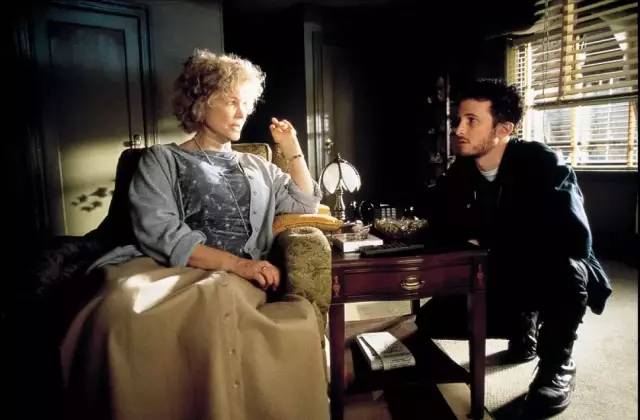 太丧了，这片导演拍的真好，但是，我不敢看第2遍