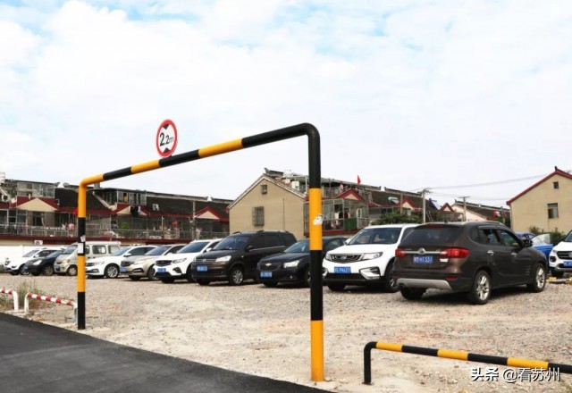 苏州高档小区地下停车场,苏州小区内有公共停车位