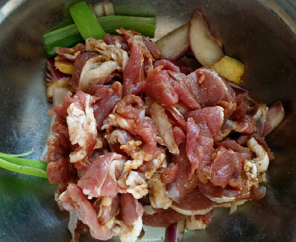 羊肉串怎么做孜然羊肉,孜然烤羊肉串正宗做法