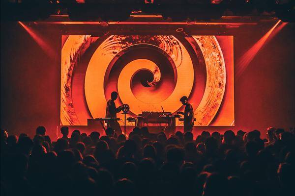 视觉与声觉，最酷的夏日尽在TODTIME公交电音纳凉趴