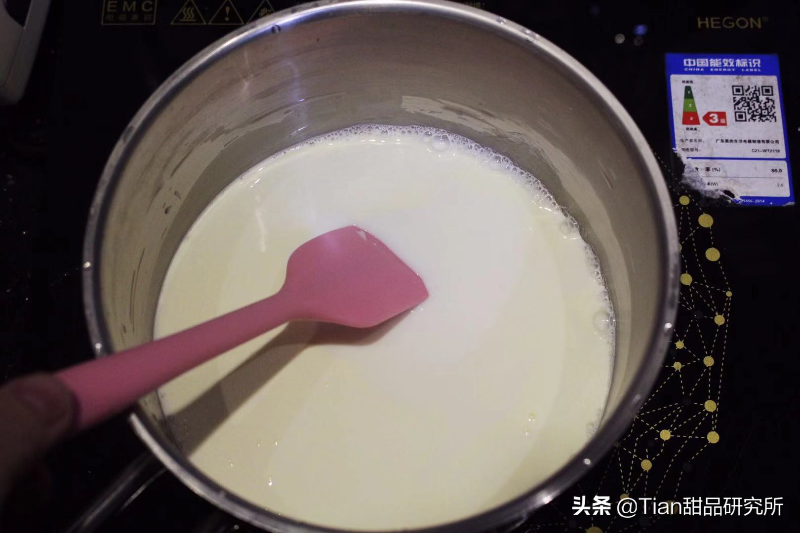 焦糖布丁做法超级简单不用烤箱的,不用烤箱也可以做的法式焦糖布丁