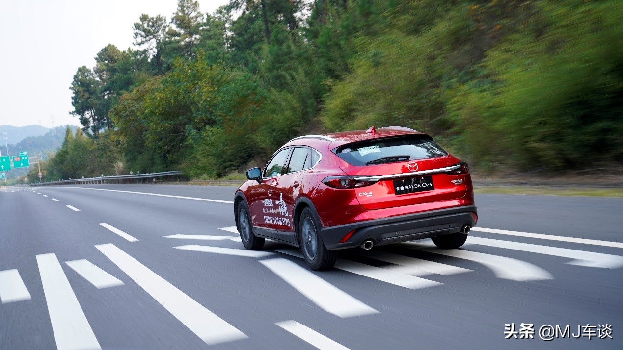 马自达cx-5与cx-4哪个操控好,cx-4马自达2021款试驾