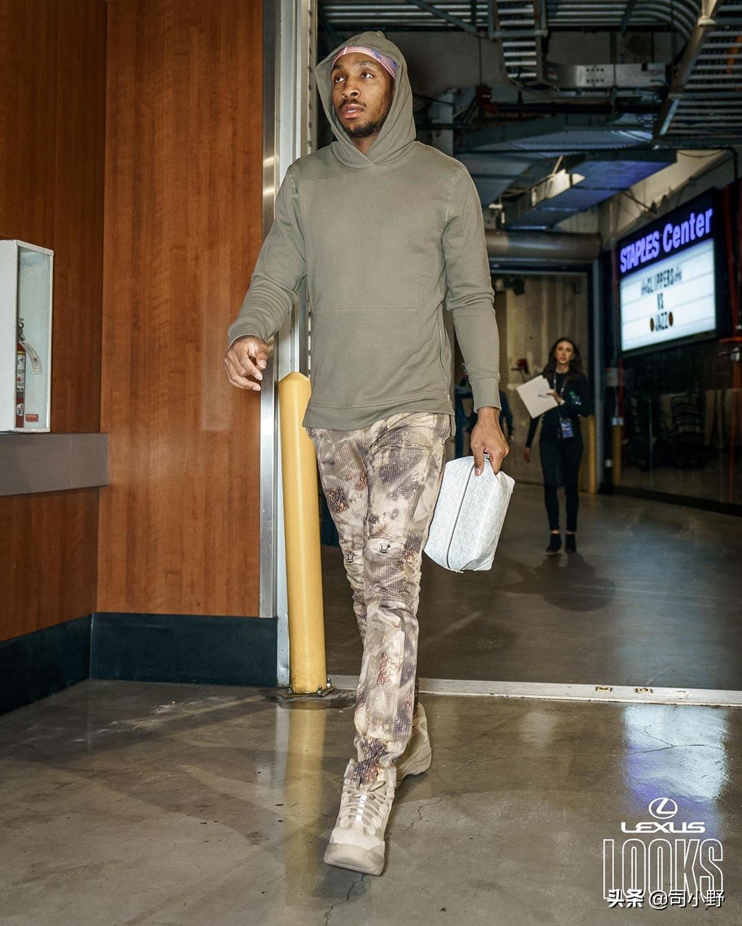 nba球星用的鞋包,nba球星同款邮差包