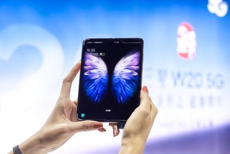 三星w205g单卡是什么版本,三星w20为什么用不了5g