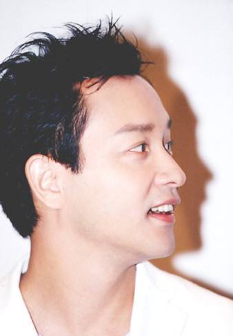 娱乐圈真的光鲜亮丽吗,娱乐圈真的那么好吗小说