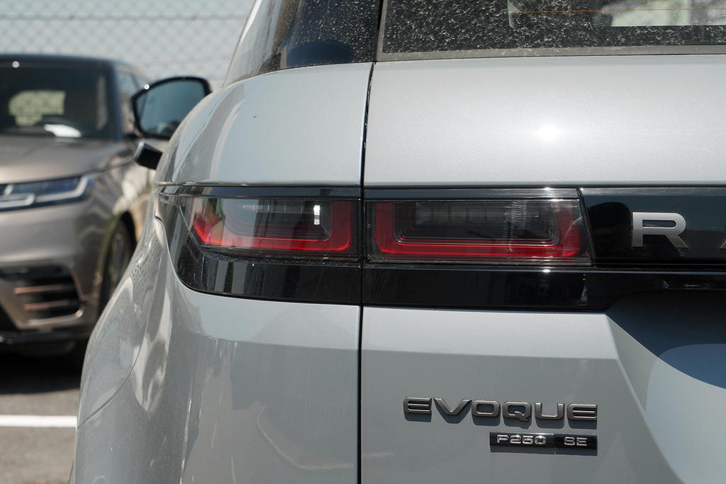 路虎全新一代揽胜报价,路虎揽胜2018款报价及图片