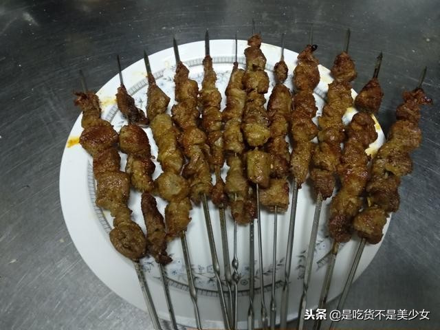 羊肉串最好吃的15种做法，一上桌全家都抢着吃，学会秒变大厨