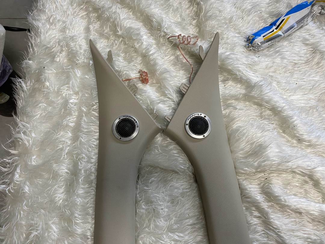 倒模工艺很nice宝骏360汽车音响改装美乐福X5+中低音倒模工艺