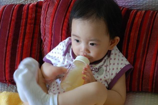 3岁宝宝嘴巴腐臭味是怎么了,儿童嘴巴有恶臭味怎么办