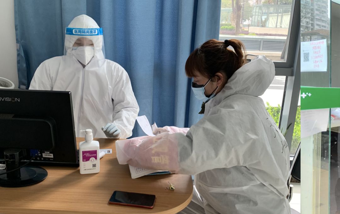 疫情防控我们在值守,防控疫情我们在一线