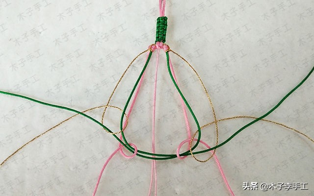 桃花手链编法最简单不用毛线编,手工编织手链桃花编法