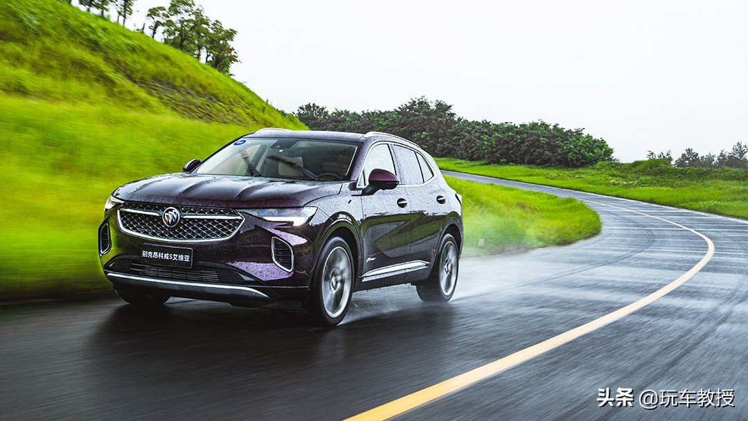 试驾全新别克昂科威s,别克新昂科威内饰功能