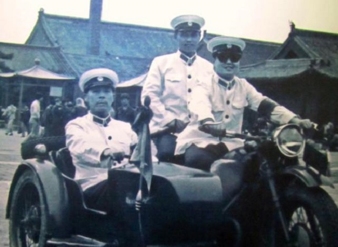 1980年，沈阳妇女将偷来的金砖切3斤去银行换钱，结果如何？