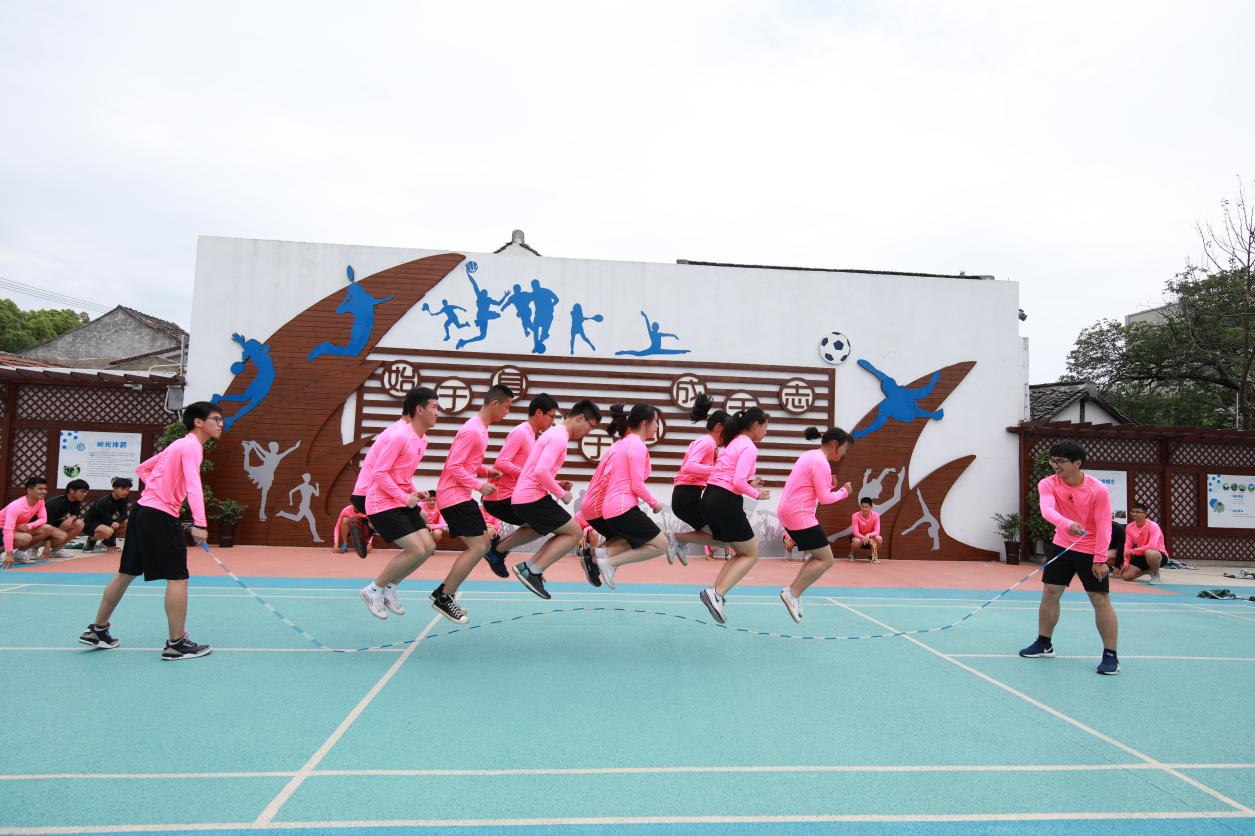 上海市亭林中学体育,亭林中学特色