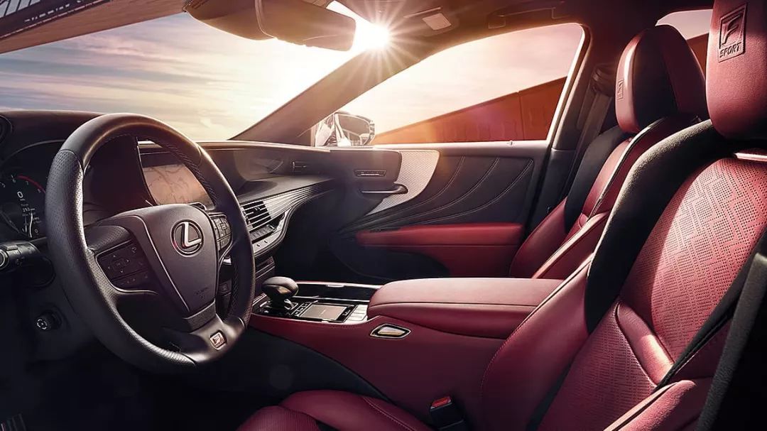 百万价格的丰田埃尔法到底强在哪,丰田埃尔法弹射起步