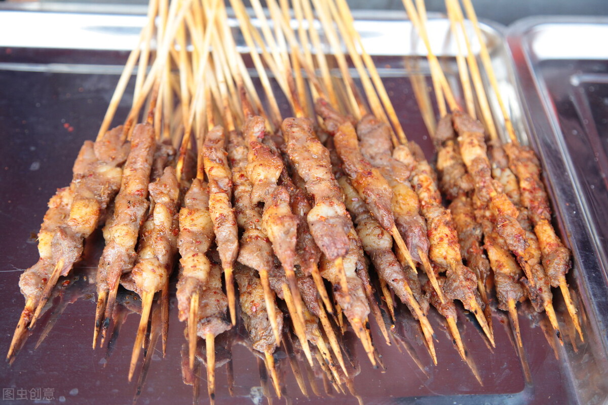 *疆新**羊肉串，其实烤箱也可以，没有了烟熏火燎，还贼正宗想不想学