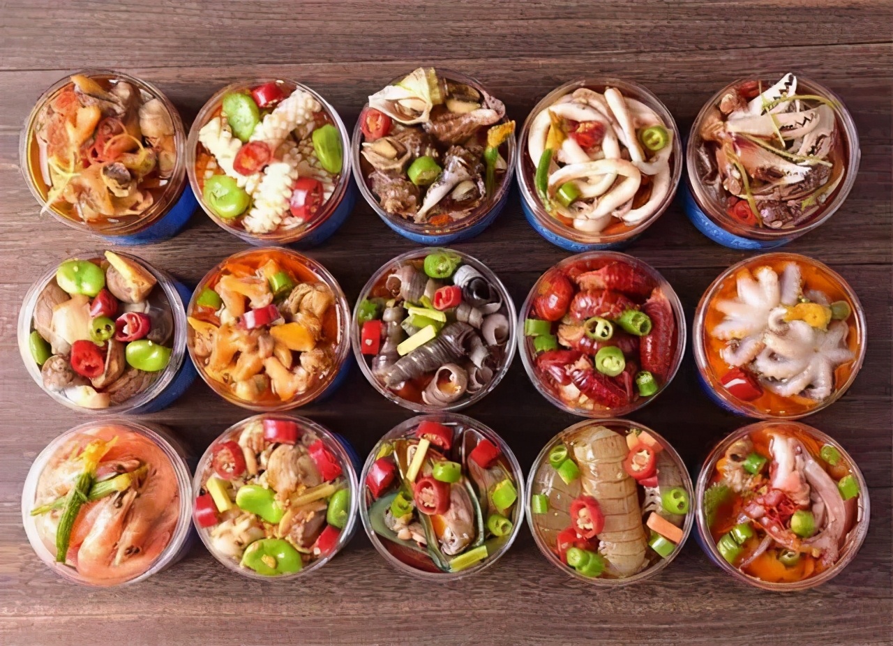 摇钱树餐饮管理公司让哈尔滨啤酒城多了一道下酒菜博海捞汁小海鲜