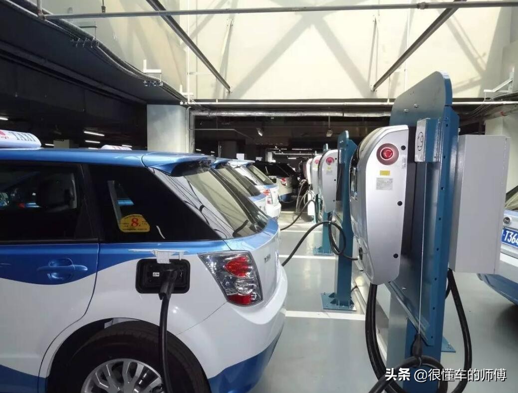 混合动力汽车有哪些优点和缺点,混合动力车到底值不值得买