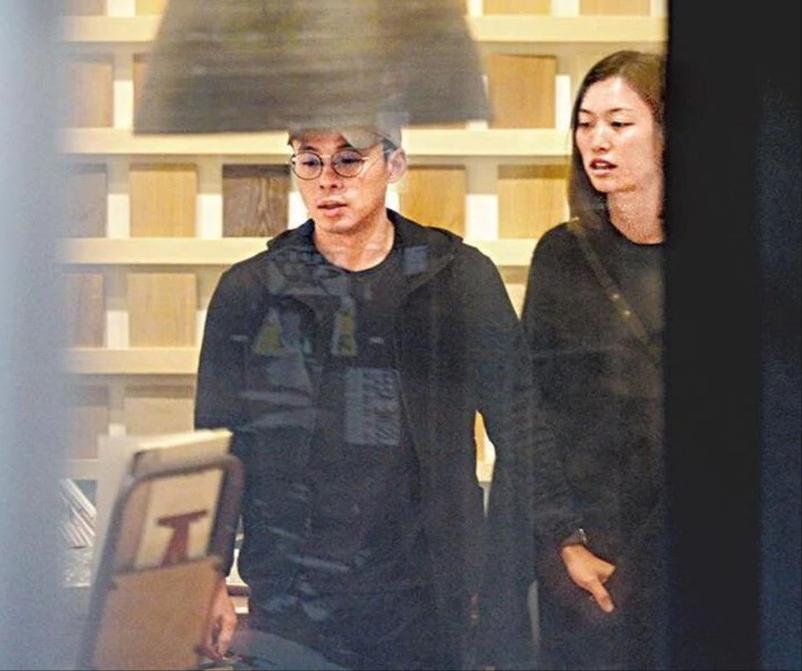 郭晶晶小叔子年轻照片,郭晶晶小叔子近照