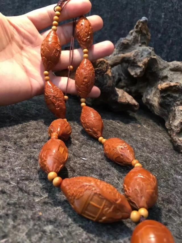 一串漂亮的橄榄核雕是怎样制作出来的，全程揭秘！来看看吧!