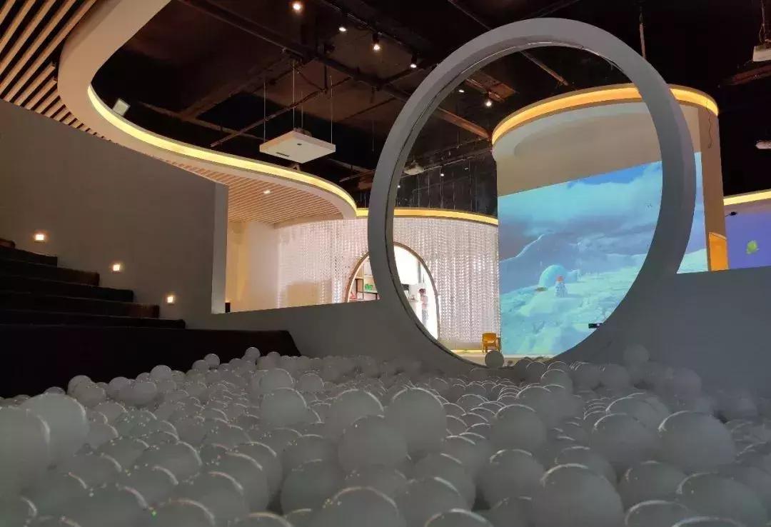 广州高性价比游乐场摩天轮,广州白梧桐摩天轮轰趴公园