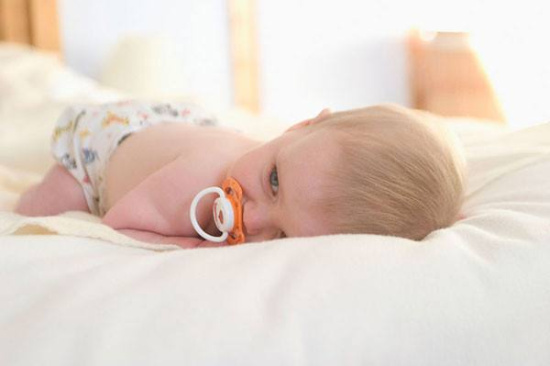 引发宝宝肚子疼的7大原因,有些家长想避都避免不了