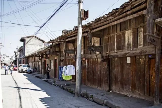 成都这座古城从不缺幻想和故事,四川藏着一个静谧古城