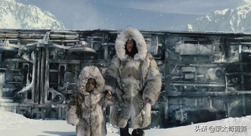 雪国列车为什么要永不停歇,雪国列车真正的含义是什么